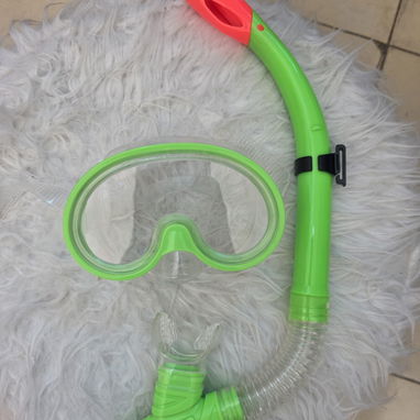 Snorkel y máscara infantil - Img 123434192