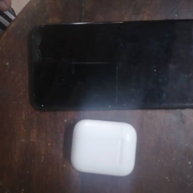Iphone 7 plus edición limitada con los audífonos también me ajusto - Img 122978575