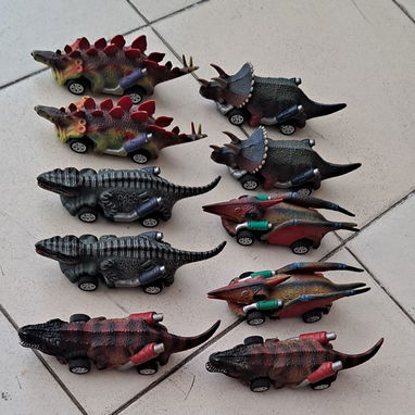 Carritos de dinosaurios para niños. - 2/2