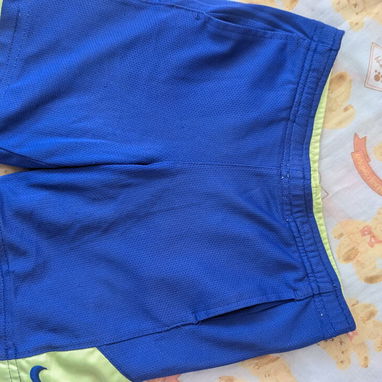 Short de playa para niño. Pulovitos y camiseta - 10/10