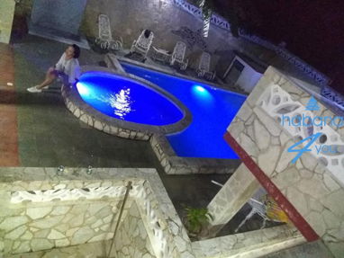 💦✨ Disponible casa de 4 habitacines con piscina Serca de la playa de Guanabo 🌅. Reservas por WhatsApp 58142662 - Img 65688962