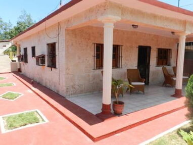 Casa con piscina en alquiler en Cojimar, La Habana - Img 65348091