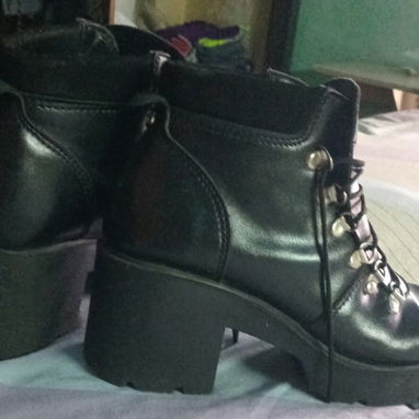 BOTAS NEGRAS - 2/2