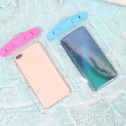 Luce tu trusa en fotos bajo el agua. 😍🧜♀️Forro para celular, impermeable. - Img 55973471