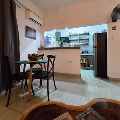 🍽️✈️ Apartamento Privado en El Vedado – Ideal para Parejas o Estancias Tranquilas REF 1338 - Img 95275555