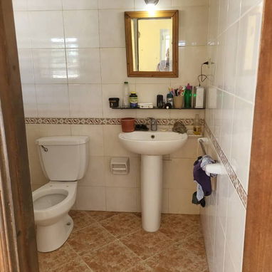 Casa ofertando🔖   📍Ubicación: Casino Deportivo, Cerro (interior) - 2/10