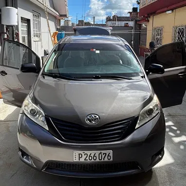 Toyota sienna en venta - Img 123428534