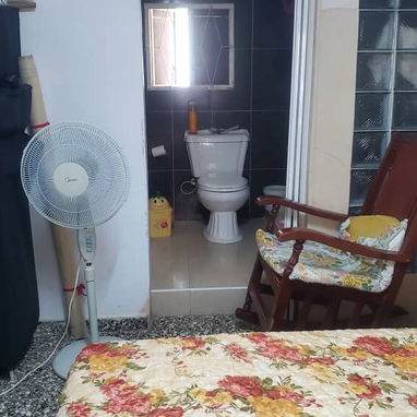 *$10.500usd CON COSAS Y $9500usd VACÍA. En venta apartamento de un pasillo interior super tranquilo (la primera puerta) - Img 123558636
