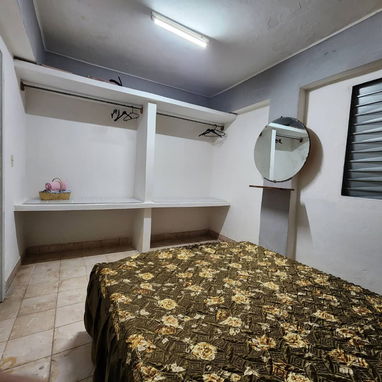 Apartamento de 2 habitaciones con electricidad y siempre en centro habana - Img 114969615