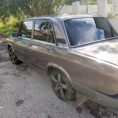 Se vende lada 07, soy el dueño - 8/9