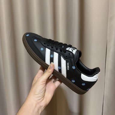 adidas gazelle silver green womens Adidas Samba  Amrralos