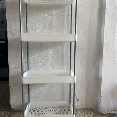 Productos y utensilios por peluquería - Img 123178829