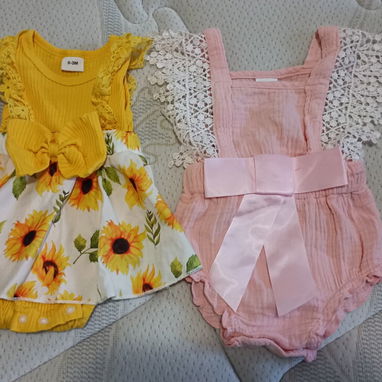 Ropa de bebé,.zapatos y ropa de mujer. Venta de garaje en Playa - Img 123112705