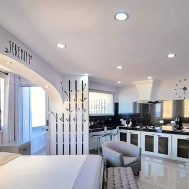 "Lujoso Apartamento en el Vedado con hermosas vistas al mar" - Img 124429528