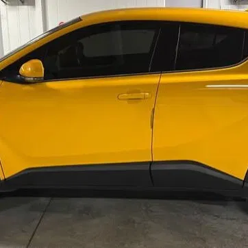 26000usd Toyota C-HR del año 2022, un crossover que redefine el estilo con un diseño vanguardista y deportivo - 2/5