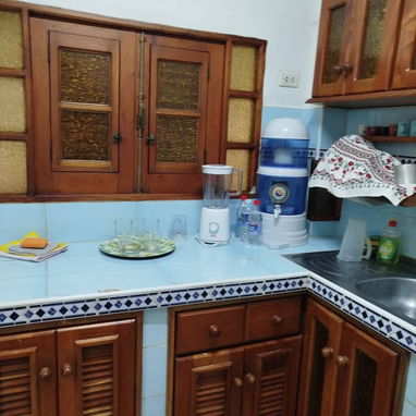 Apartamento en el Vedado, 25 USD por noche - Img 120810571