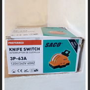 Se vende cuchilla triple tiro de 63 Amp - Img 57971882