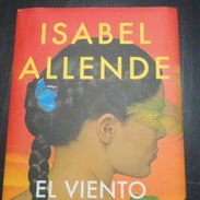 Vendo libro original Isabel Allende El viento conoce mi nombre - Img 57898469