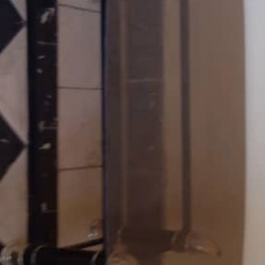 Vendo mesa de centro o para tv de cristal. - 3/3