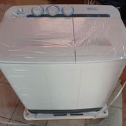 Lavadora semi automática Royal 7kg - Img 55678265