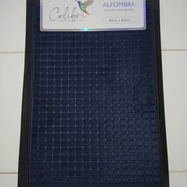 Alfombras engomadas de entrada en 2500cup - Img 123179643