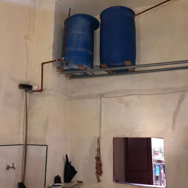 SE VENDE O SE PERMUTA APTO EN C.Habana EN CALLE LEALTAD A UNAS CUADRAS DEL AMEIJEIRAS* - Img 122071134