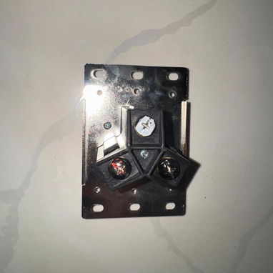 Vendo receptáculo PLUGTUL de 50 amperios, NEMA 10-50R para planta eléctrica o estación de energía - 3/3