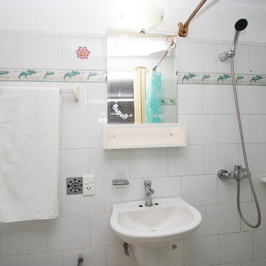 casa en la habana vieja + 4 cuartos+ cerca de la catedral para renta por noche +5363689791 - Img 102046431