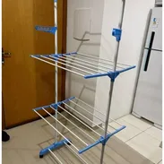Tendedero de ropa plegable con ruedas — 35 USD - Img 56677446