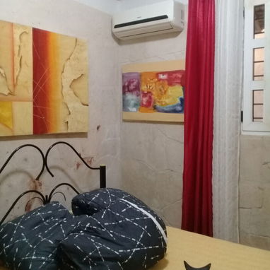 🏠 RENTA DE APARTAMENTO EN EL VEDADO CAPITALINO. PARA EXTRANJEROS ☞ ( POSEO LICENCIA DE ARRENDATARIO 📄) - Img 104636732