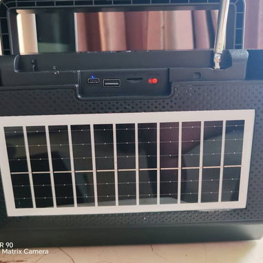 Bocinas con panel solar. Se escuchan super alto Precio 40usd - Img 122761699