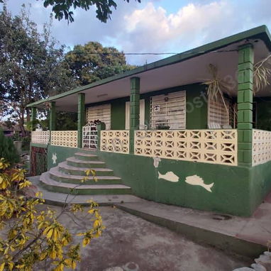 RENTA hostal de 4 habitaciones con Qba Hostin en PLAYA LA BOCA, TRINIDAD. - 7/10