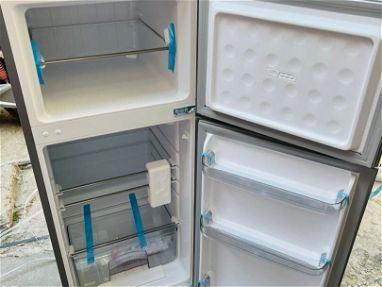 Refrigerador Royal de 6 pies - Img main-image