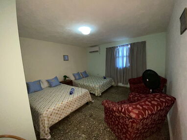 Disponible casa con piscina en la playa de Guanabo, dos habitaciones climatizadas, +53 52463651 - Img 64625495