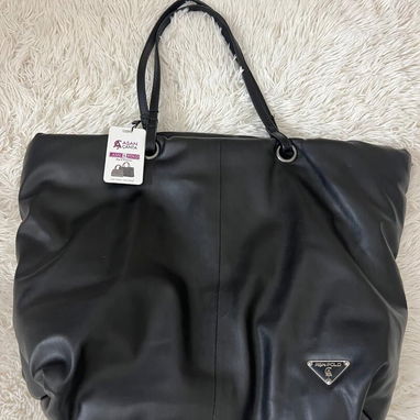 Vendo carteras originales traídas directamente de sus tiendas originales - Img 123174622