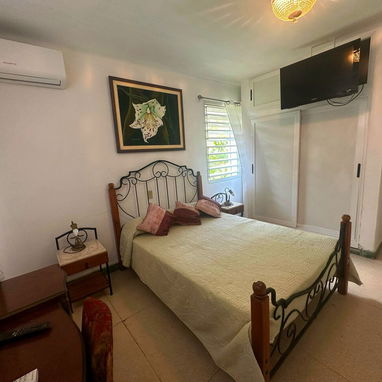 Venta de hermosa propiedad en Nuevo Vedado 600 mil - 10/10