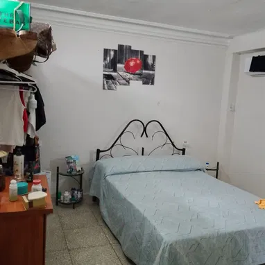 🏡 OFERTA ESPECIAL: VENTA DE CASA CON 3 HABITACIONES EN BAJOS, LA HABANA VIEJA: DOCUMENTOS AL DÍA, LISTA PARA LLEGAR Y H - 9/10