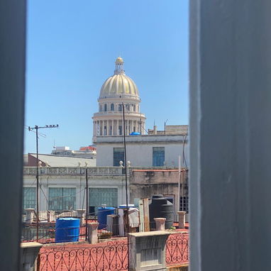 🪶 Apartamento Mirador Capitolio – Centro Habana, La Habana - Img 119714003