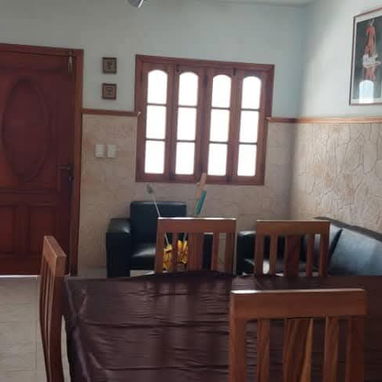 Acogedora casa de tres habitaciones climatizadas en renta en la playa de Guanabo cerquita del mar 52463651 - 2/9