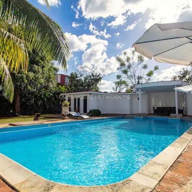 Renta de Casa de lujo Miramar - Img 118622883