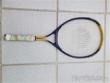 Se vende raqueta para jugar tenis/cancha. GANGA!!! - Img main-image