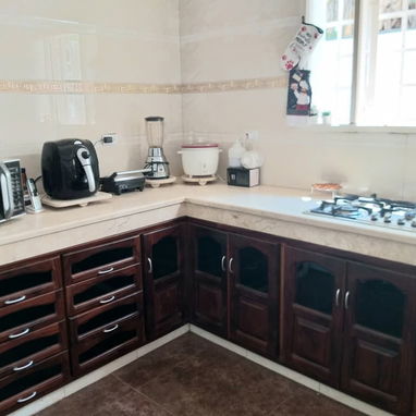 Espectacular mansión en Miramar todo nuevo, garaje para 2 autos y espacio para otros. 400 metros cuadrados. Ofertaaa!!! - Img 119553922