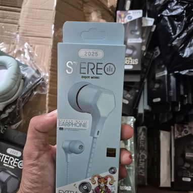 POR CANTIDAD!! Audífonos Estéreo/ Manos Libre/ Cable engomado / Nuevos en Caja - 6/6