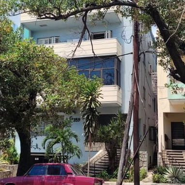 DISPONIBLE !!RENTA 25 USD DIARIOS,VEDADO 1 APARTAMENTO DE 1 HABITACIÓN CLIMATIZADA - Img 111681273