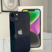 IPhone 14 de 128 GB (Libre por RSIM, 100% Batería) 118 ciclos de carga. Antiguamente teléfono ESIM. Servicio de adaptaci - Img 56651740