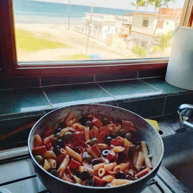 🏠 Casa De Renta En Guanabo. 🌊 Vista y acceso directo a la playa. 📱 Reservas: +5355284821 - 2/7