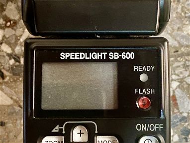 Flash Nikon Speedlight - Img 64745131