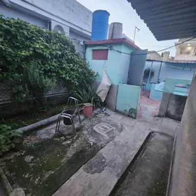 Se Vende Casa - 9/10