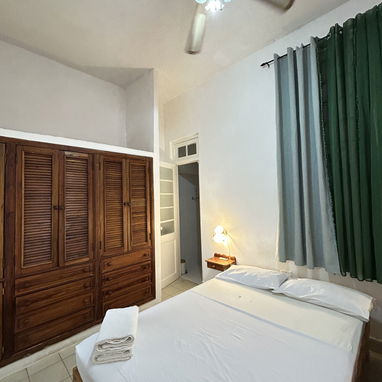 Luminoso apartamento en centro habana - 6/10