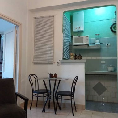 Renta lineal Vedado Apartamento de 1 dormitorio 300usd 53582376 - 2/10